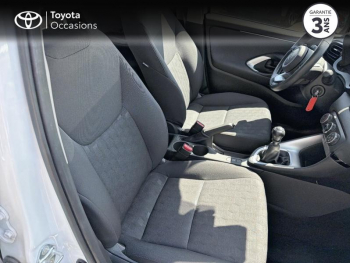 Photo 6 du bon plan TOYOTA Yaris 120 VVT-i Dynamic Business 5p MC24 occasion à 16990 €
