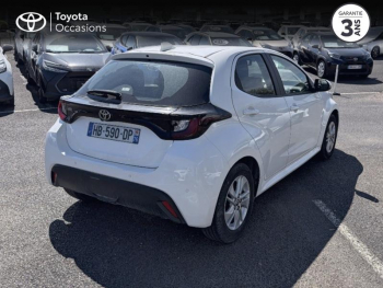 Photo 18 du bon plan TOYOTA Yaris 120 VVT-i Dynamic Business 5p MC24 occasion à 16990 €