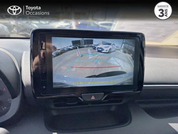 Photo 20 du bon plan TOYOTA Yaris 120 VVT-i Dynamic Business 5p MC24 occasion à 16990 €