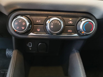 Photo 11 du bon plan NISSAN Micra 1.0 IG-T 92ch Business Edition 2021.5 occasion à 12990 €