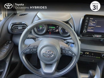 Photo 13 du bon plan TOYOTA Yaris 116h Design 5p MY22 occasion à 19490 €