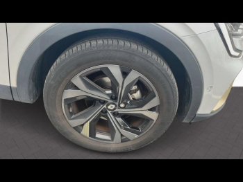 Photo 17 du bon plan RENAULT Arkana 1.6 E-Tech hybride 145ch Engineered -22 occasion à 22700 €