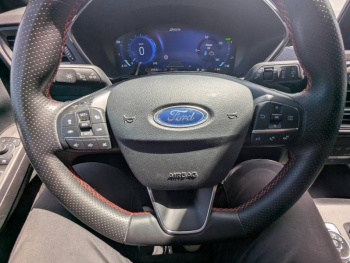 Photo 15 du bon plan FORD Kuga 2.5 Duratec 190ch FHEV E85 ST-Line X BVA occasion à 28790 €