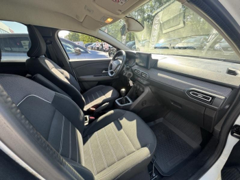 Photo 13 du bon plan DACIA Jogger 1.0 ECO-G 100ch Expression 5 places occasion à 14490 €