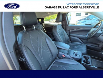 Photo 16 du bon plan FORD Mustang Mach-E 269ch Standard Range 76kWh Mach-E Propulsion occasion à 30990 €