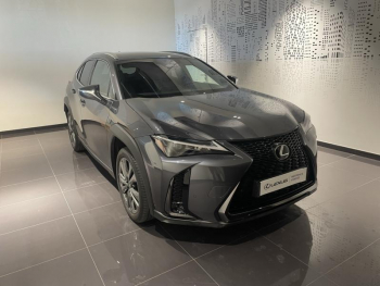 Photo 3 du bon plan LEXUS UX 300h F SPORT Design 2WD occasion à 32990 €