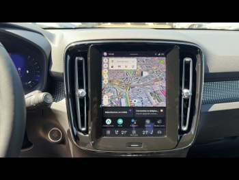 Photo 21 du bon plan VOLVO XC40 B3 163ch Plus DCT 7 occasion à 27490 €