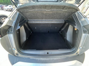 Photo 19 du bon plan PEUGEOT 2008 1.2 PureTech 130ch S&S Allure 7cv occasion à 12490 €