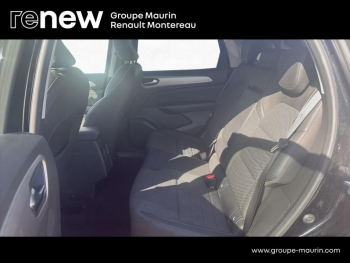 Photo 15 du bon plan RENAULT Arkana 1.6 E-Tech hybride 145ch Techno -22 occasion à 18490 €