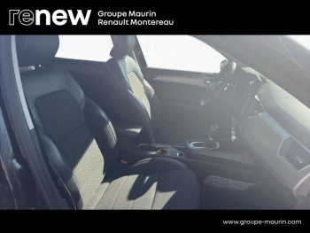 Photo 19 du bon plan RENAULT Arkana 1.6 E-Tech hybride 145ch Techno -22 occasion à 18490 €