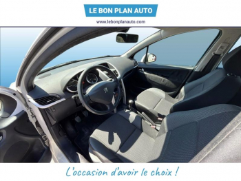 Photo 12 du bon plan PEUGEOT 207+ 1.4 HDi FAP Blue Lion 3p occasion à 5900 €