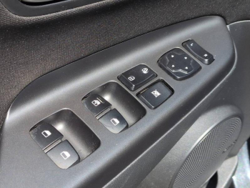 Photo 19 du bon plan HYUNDAI Kona 1.0 T-GDi 120ch Edition 1 occasion à 10490 €