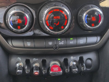 Photo 20 du bon plan MINI Countryman One 102ch Oakwood Euro6d-T occasion à 14490 €