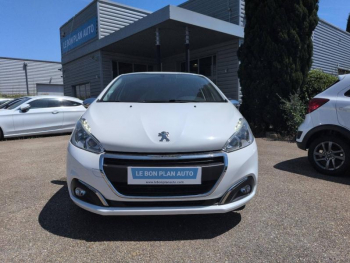 Photo 6 du bon plan PEUGEOT 208 1.2 PureTech 82ch Style 5p occasion à 6500 €