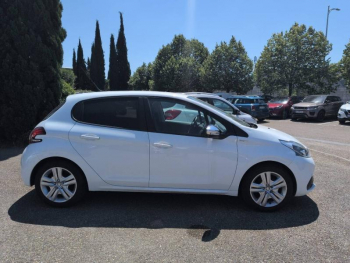 Photo 7 du bon plan PEUGEOT 208 1.2 PureTech 82ch Style 5p occasion à 6500 €
