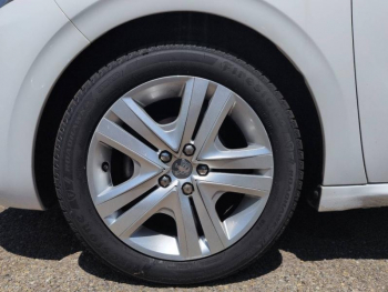Photo 9 du bon plan PEUGEOT 208 1.2 PureTech 82ch Style 5p occasion à 6500 €