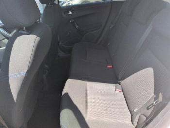 Photo 17 du bon plan PEUGEOT 208 1.2 PureTech 82ch Style 5p occasion à 6500 €