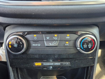 Photo 15 du bon plan FORD Puma 1.0 Flexifuel 125ch S&S mHEV Titanium occasion à 18990 €