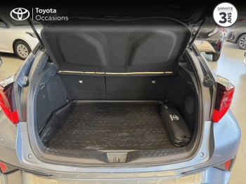 Photo 10 du bon plan TOYOTA C-HR 184h Collection 2WD E-CVT  MC19 occasion à 23390 €