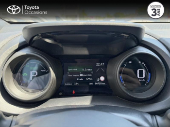 Photo 14 du bon plan TOYOTA Yaris Cross 116h Design AWD-i MY22 occasion à 22390 €