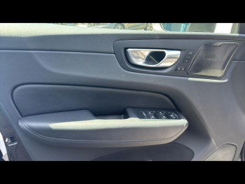 Photo 28 du bon plan VOLVO XC60 T8 Hybride Rechargeable 455ch Ultra Style Chrome Geartronic 8 AWD occasion à 54900 €