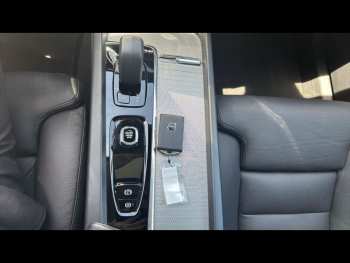 Photo 32 du bon plan VOLVO XC60 T8 Hybride Rechargeable 455ch Ultra Style Chrome Geartronic 8 AWD occasion à 54900 €