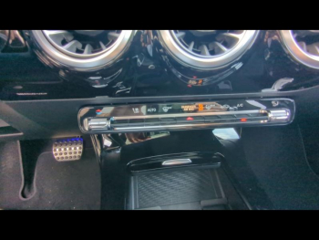 Photo 13 du bon plan MERCEDES-BENZ Classe A 200 d 150ch AMG Line 8G-DCT occasion à 44990 €