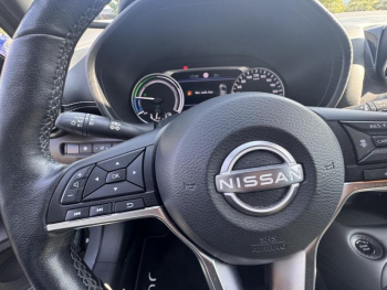 Photo 21 du bon plan NISSAN Juke 1.6 Hybrid 143ch Tekna 2022.5 occasion à 20995 €