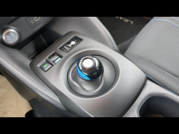 Photo 13 du bon plan NISSAN Leaf 150ch 40kWh Acenta 22 occasion à 12990 €