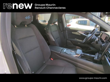 Photo 17 du bon plan RENAULT Austral 1.2 E-Tech full hybrid 200ch Techno esprit Alpine occasion à 30990 €