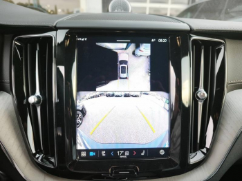 Photo 16 du bon plan VOLVO XC60 T6 Hybride Rechargeable 253 + 145ch Ultra Style Chrome Geartronic 8 AWD occasion à 50900 €