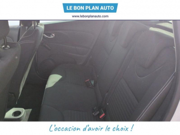 Photo 14 du bon plan RENAULT Clio 0.9 TCe 90ch energy Intens Euro6 2015 occasion à 8290 €
