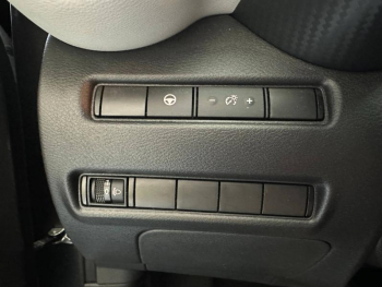 Photo 19 du bon plan NISSAN Juke 1.6 Hybrid 143ch Première Edition occasion à 21790 €