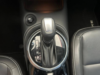 Photo 25 du bon plan NISSAN Juke 1.6 Hybrid 143ch Première Edition occasion à 21790 €