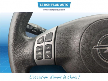 Photo 16 du bon plan OPEL Agila 1.2 94 Edition occasion à 4890 €