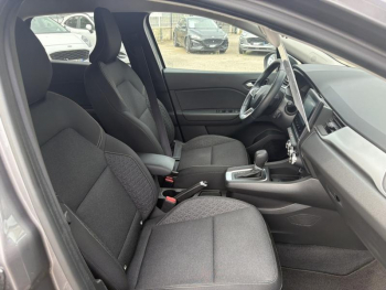Photo 12 du bon plan RENAULT Captur 1.6 E-Tech full hybrid 145ch Evolution occasion à 20990 €