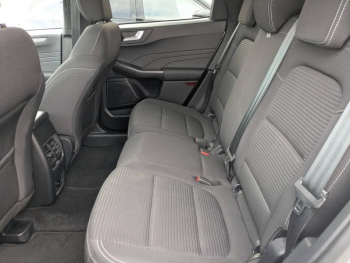 Photo 6 du bon plan FORD Kuga 2.5 Duratec 190ch FHEV E85 Titanium BVA occasion à 26990 €