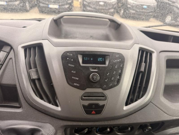 Photo 13 du bon plan FORD Transit CCb VUL P350 L4 RJ 2.2 TDCi 125ch Ambiente Caisse grand volume 20m³ + Hayon électrique occasion à 13990 €