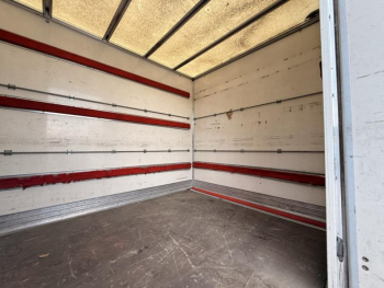 Photo 17 du bon plan FORD Transit CCb VUL P350 L4 RJ 2.2 TDCi 125ch Ambiente Caisse grand volume 20m³ + Hayon électrique occasion à 13990 €