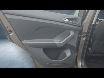 Photo 11 du bon plan VOLKSWAGEN T-Cross 1.0 TSI 115ch Carat occasion à 15900 €