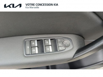 Photo 21 du bon plan RENAULT Captur 1.3 TCe 130ch FAP Intens EDC occasion à 15390 €