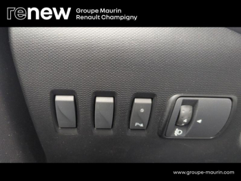 Photo 16 du bon plan RENAULT Twingo 1.0 SCe 65ch Equilibre occasion à 11999 €