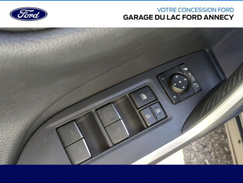 Photo 9 du bon plan TOYOTA RAV4 2.5 Hybride 218ch Lounge 2WD MY23 occasion à 38990 €