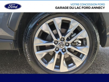 Photo 32 du bon plan TOYOTA RAV4 2.5 Hybride 218ch Lounge 2WD MY23 occasion à 38990 €