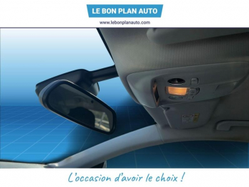 Photo 27 du bon plan PEUGEOT 308 1.2 Puretech 110ch Style S&S 5p occasion à 7499 €