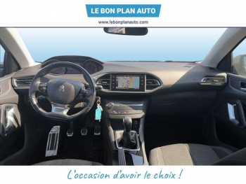 Photo 35 du bon plan PEUGEOT 308 1.2 Puretech 110ch Style S&S 5p occasion à 7499 €