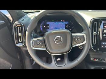 Photo 20 du bon plan VOLVO XC40 B3 163ch Black Edition DCT 7 occasion à 44900 €