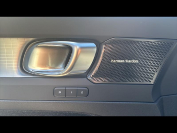 Photo 25 du bon plan VOLVO XC40 B3 163ch Black Edition DCT 7 occasion à 44900 €