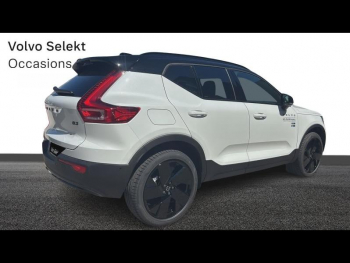 Photo 2 du bon plan VOLVO XC40 B3 163ch Black Edition DCT 7 occasion à 45900 €