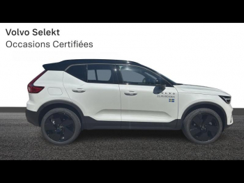Photo 3 du bon plan VOLVO XC40 B3 163ch Black Edition DCT 7 occasion à 45900 €